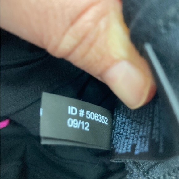 Express Dress SZ M Magenta and Black Cocktail Party Sleeveless Form Fitting EUC - Picture 9 of 11